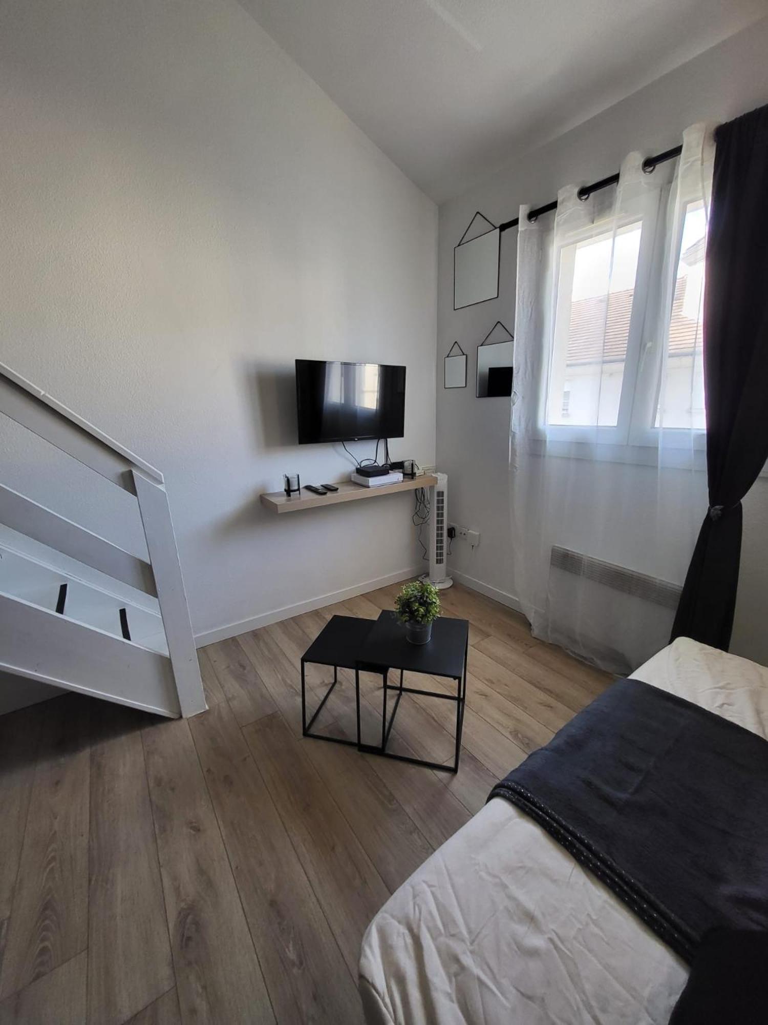 Reglisse-12 Min Des Parcs Walt Disney-Arrivee Autonome - Parking & Wifi Gratuit Bussy-Saint-Georges Exterior photo